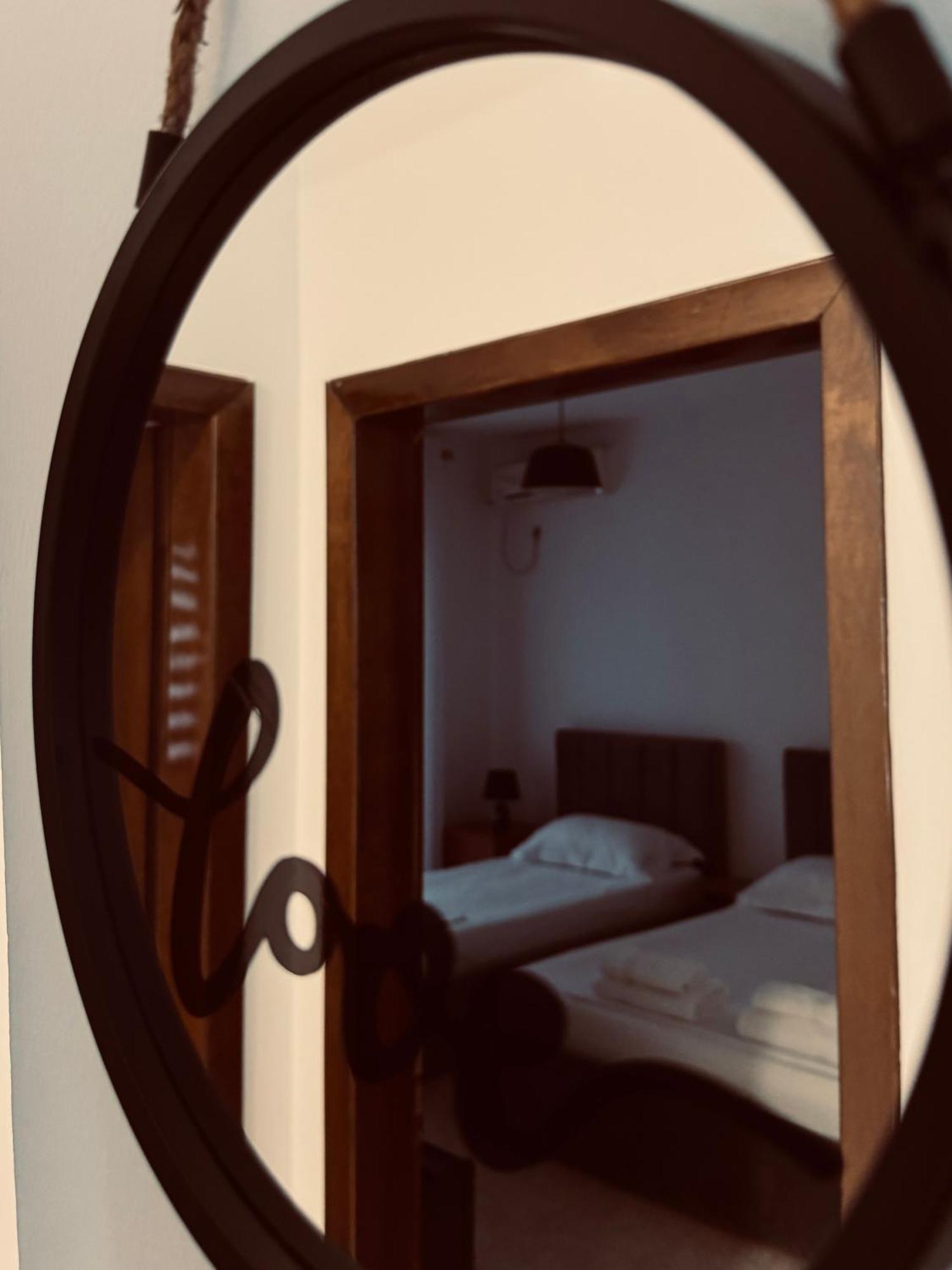 Hi5 Rooms Tirana Exterior foto